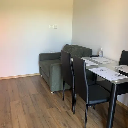 White Hrvatini Appartement